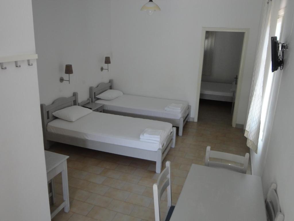 Lianos Hotel Apartments Spétses Oda fotoğraf