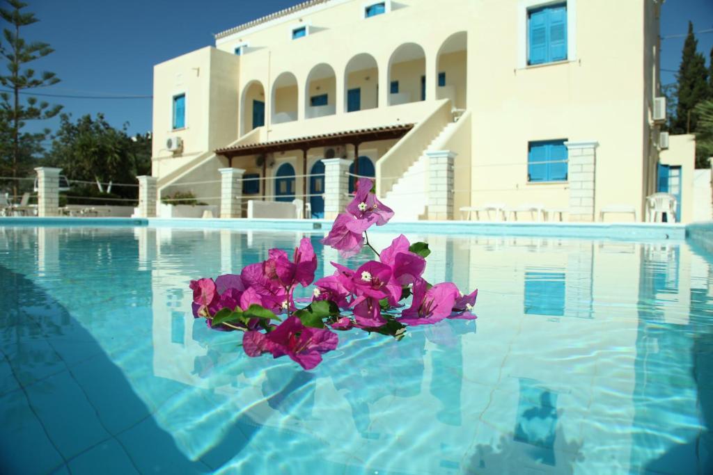 Lianos Hotel Apartments Spétses Dış mekan fotoğraf